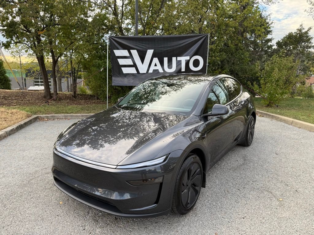 Used 2026 Tesla Model Y Long Range SUV