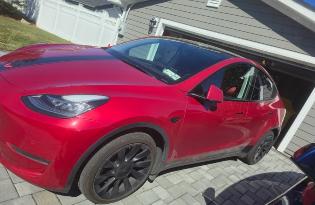 Used 2022 Tesla Model Y Long Range SUV