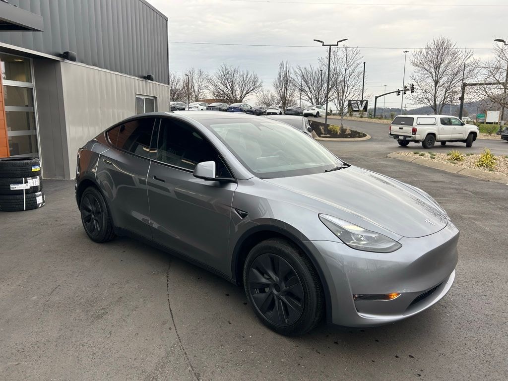 Used 2025 Tesla Model Y Long Range SUV