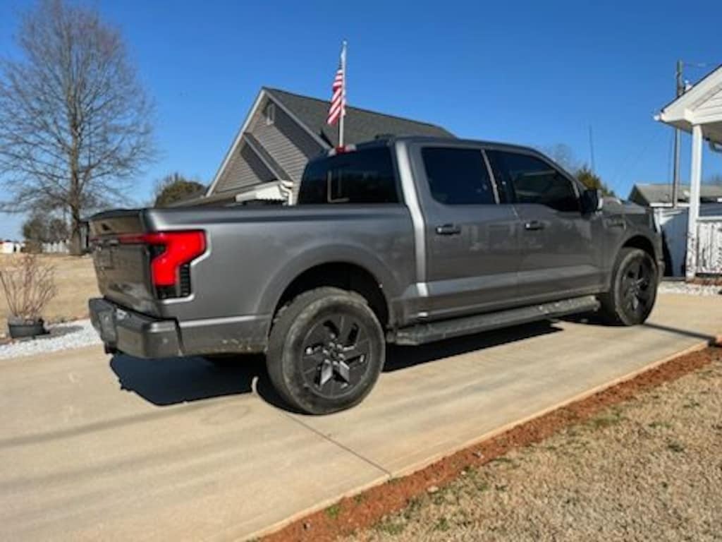 Used 2023 Ford F-150 Lightning Lariat Truck SuperCrew Cab