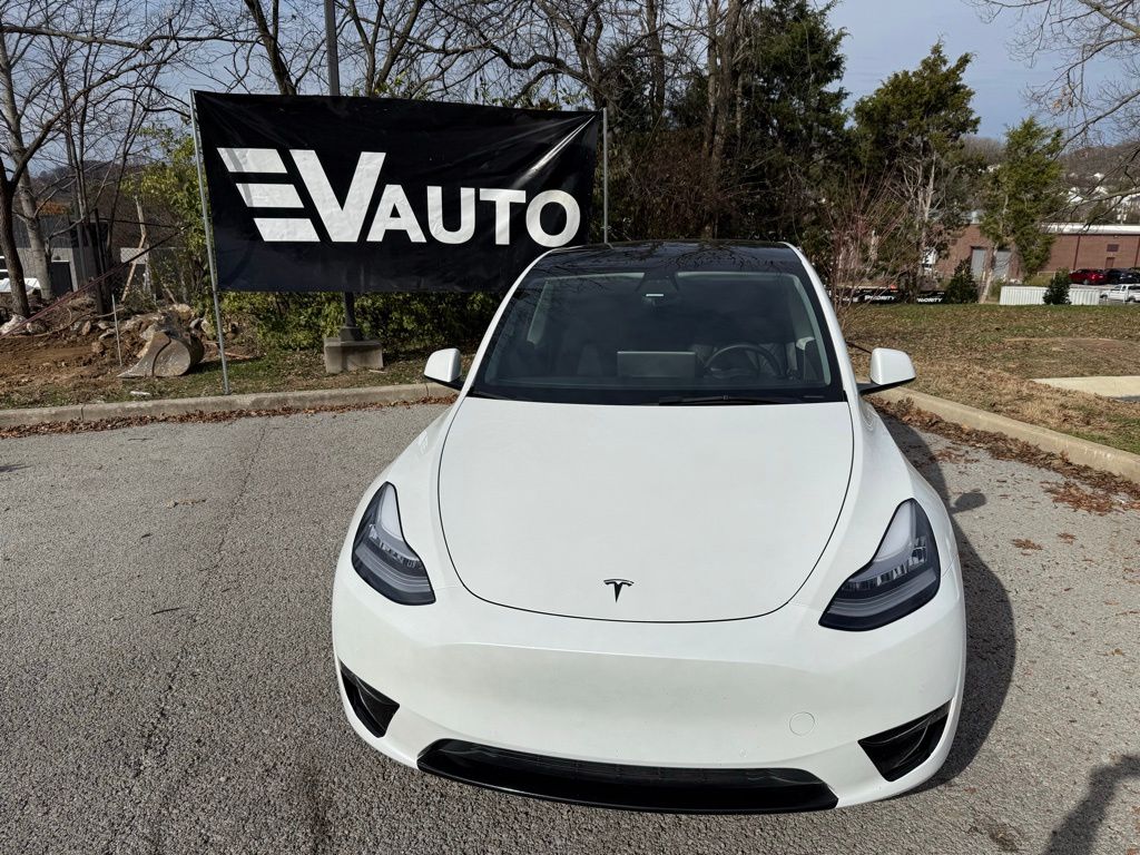 2021 Tesla Model Y Long Range photo 2