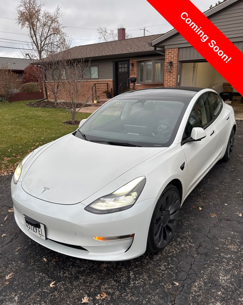 2022 Tesla Model 3 Performance's photo