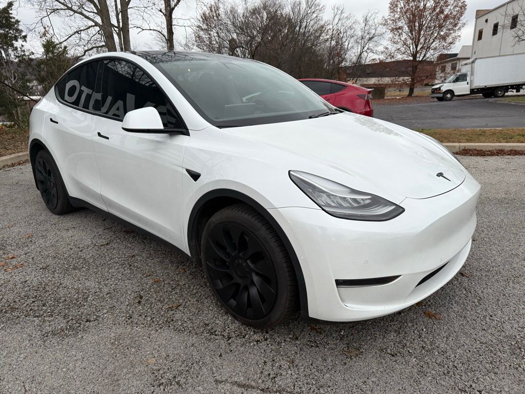 2020 Tesla Model Y Long Range photo 2
