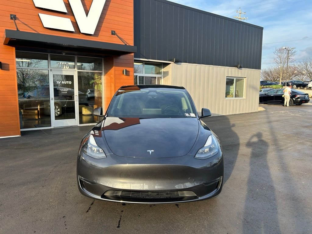 Used 2024 Tesla Model Y Long Range SUV