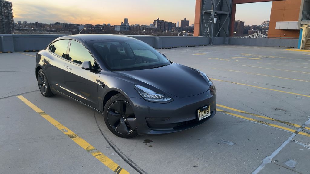 2022 Tesla Model 3 Long Range's photo