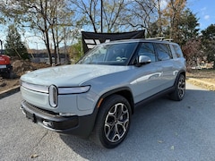 2024 Rivian R1S Adventure SUV