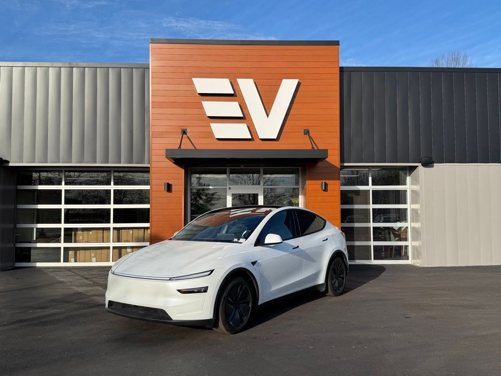 Used 2026 Tesla Model Y Long Range SUV