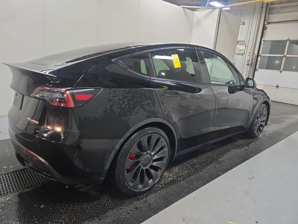 2023 Tesla Model Y Performance photo 4