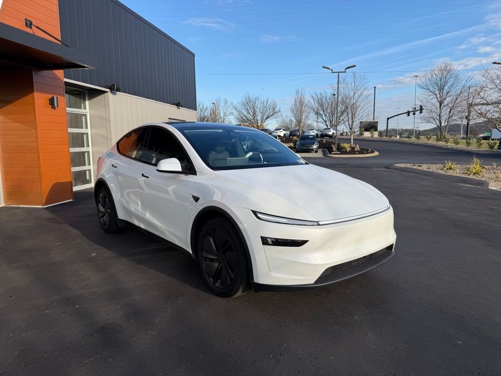 Used 2026 Tesla Model Y Long Range SUV