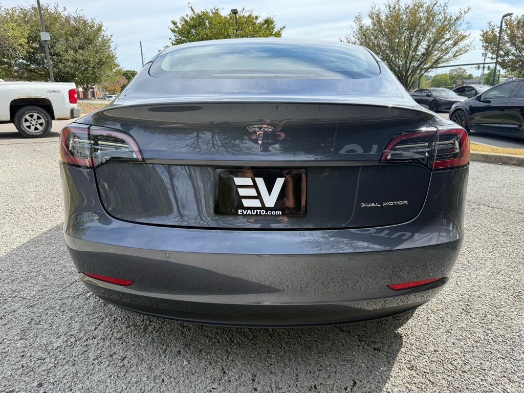 2021 Tesla Model 3 Long Range photo 4