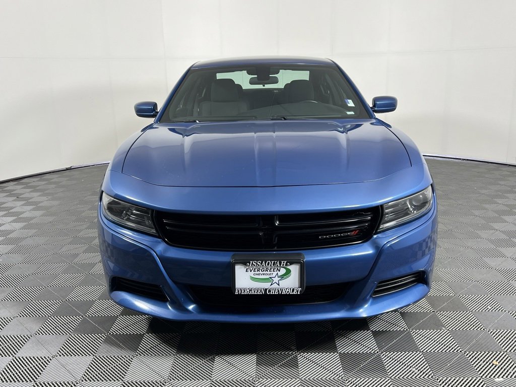 Used 2022 Dodge Charger SXT with VIN 2C3CDXBG4NH261529 for sale in Issaquah, WA