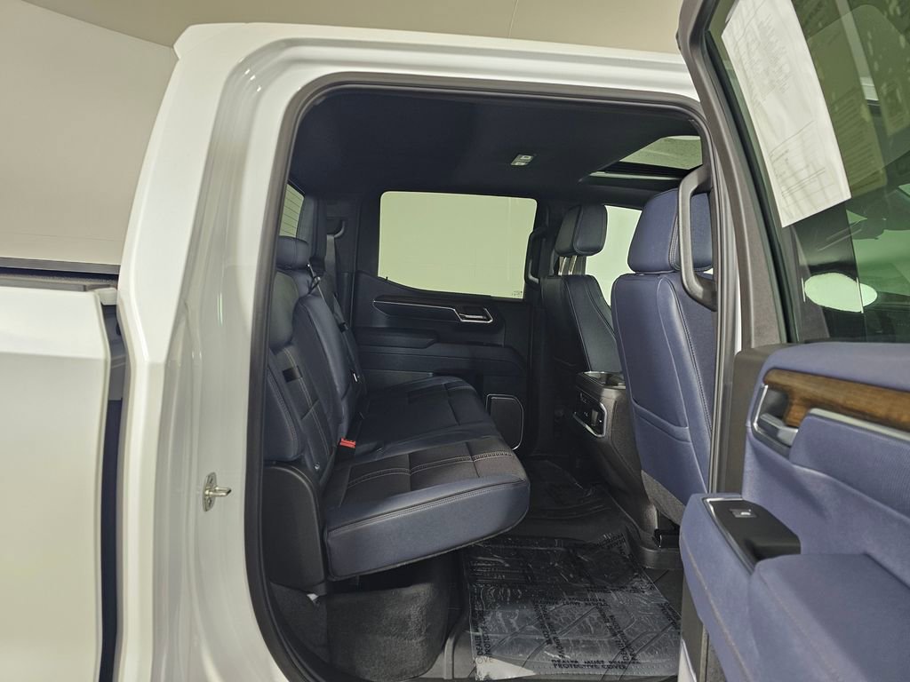 2025 Chevrolet Silverado 1500 High Country - Photo 14