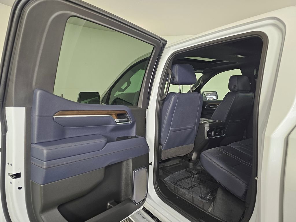 2025 Chevrolet Silverado 1500 High Country - Photo 19