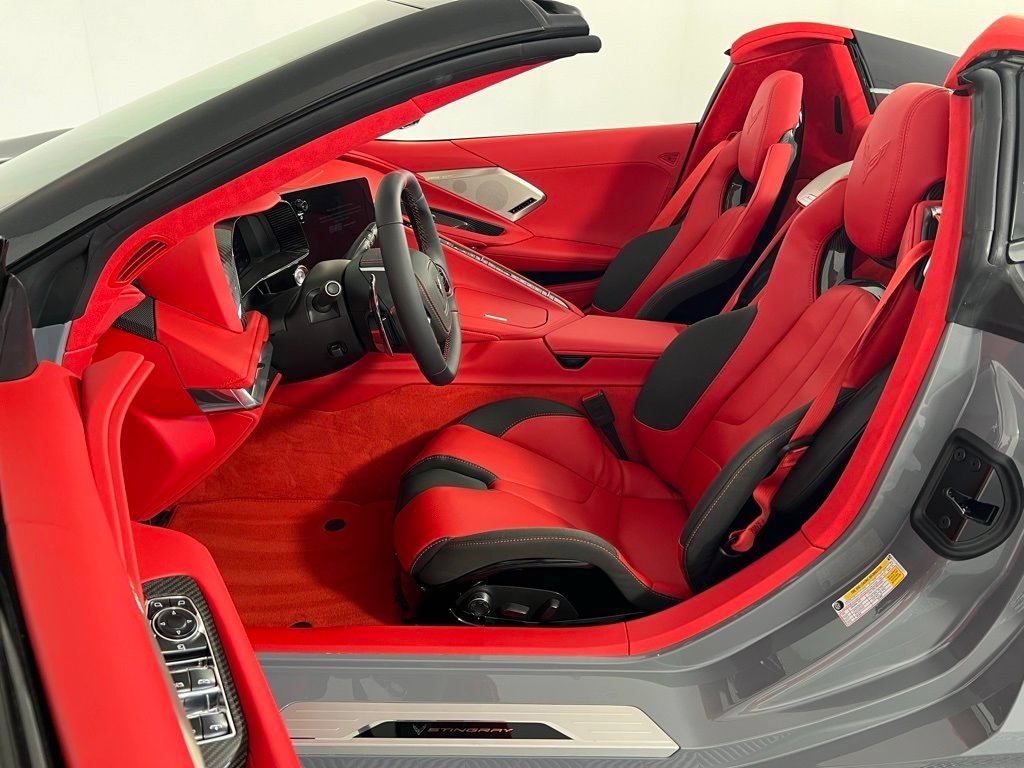 2025 Chevrolet Corvette 3LT - Photo 24