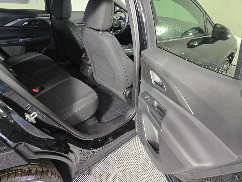 2026 Chevrolet Equinox EV 1LT - Photo 13