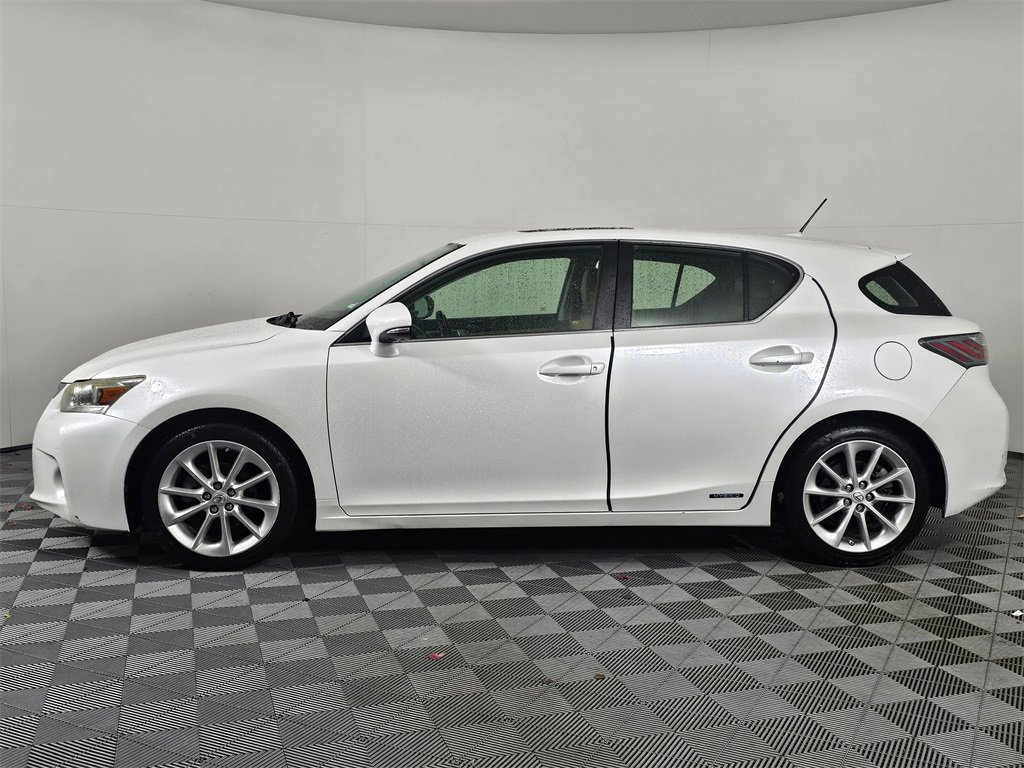2011 Lexus CT 200h photo 4