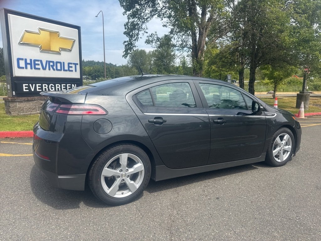 Used 2014 Chevrolet Volt Base with VIN 1G1RA6E4XEU174377 for sale in Issaquah, WA