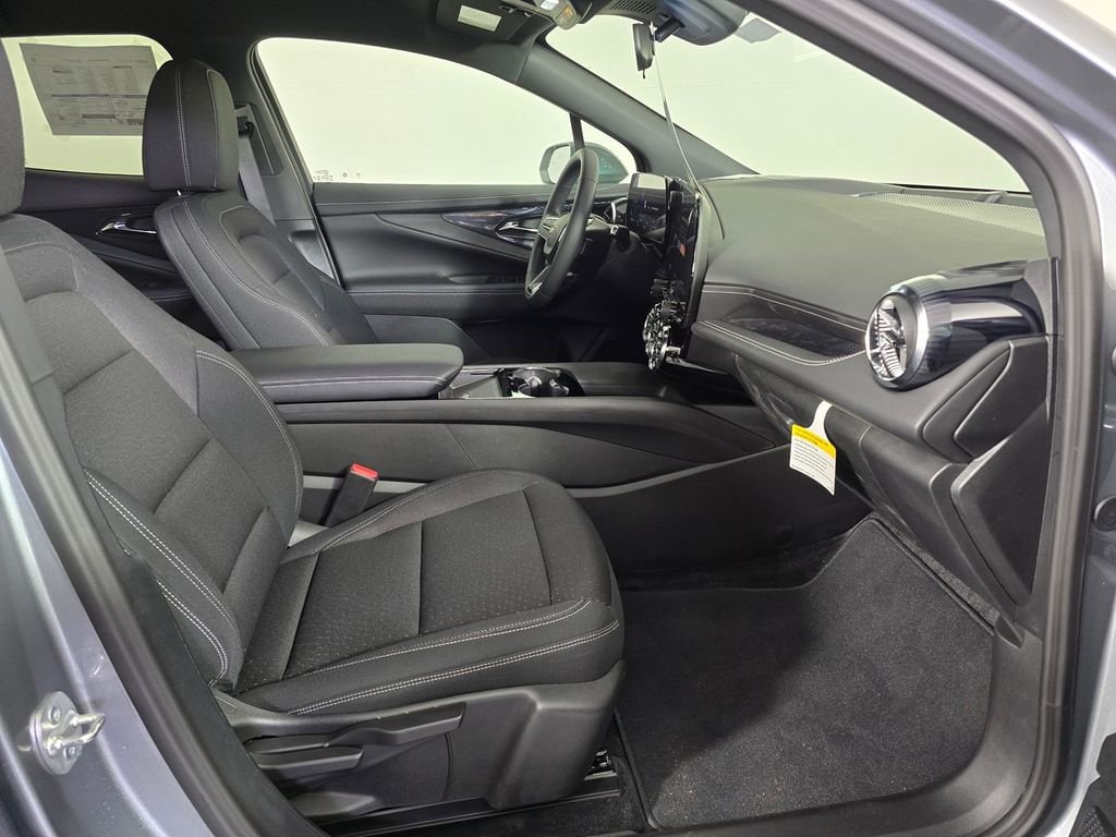 2025 Chevrolet Blazer EV LT - Photo 11