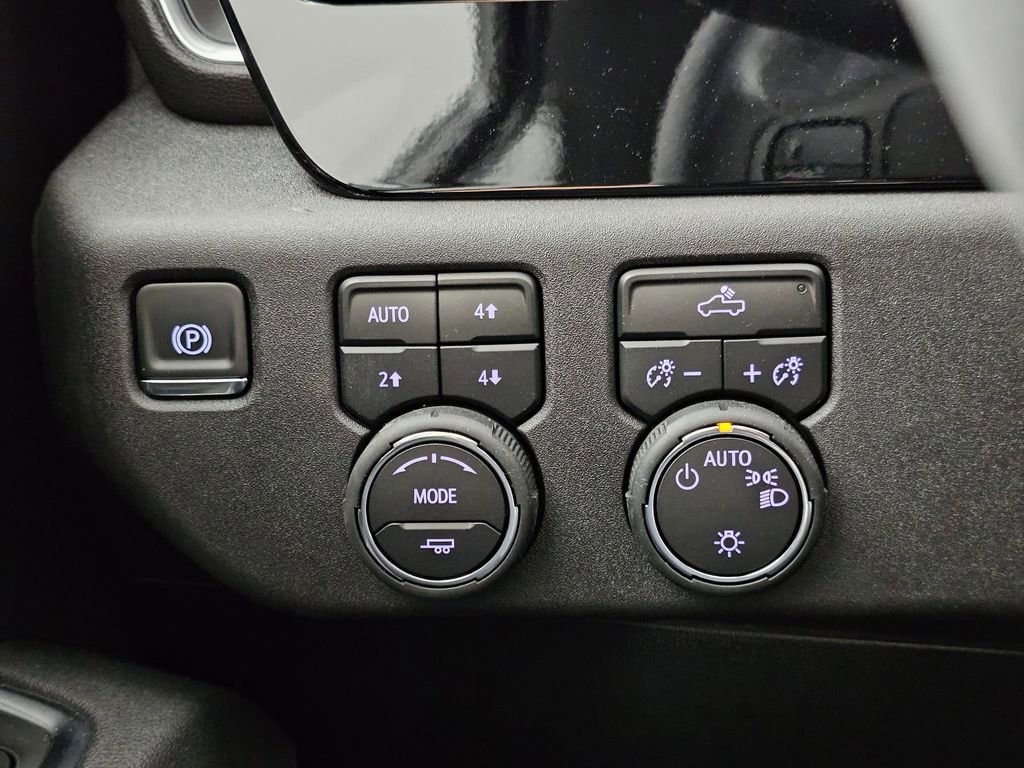 2025 Chevrolet Silverado 1500 LT - Photo 26