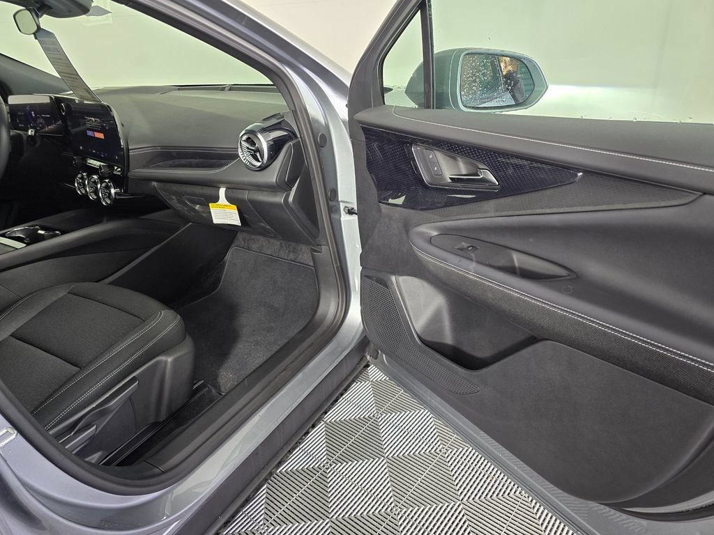 2025 Chevrolet Blazer EV LT - Photo 12