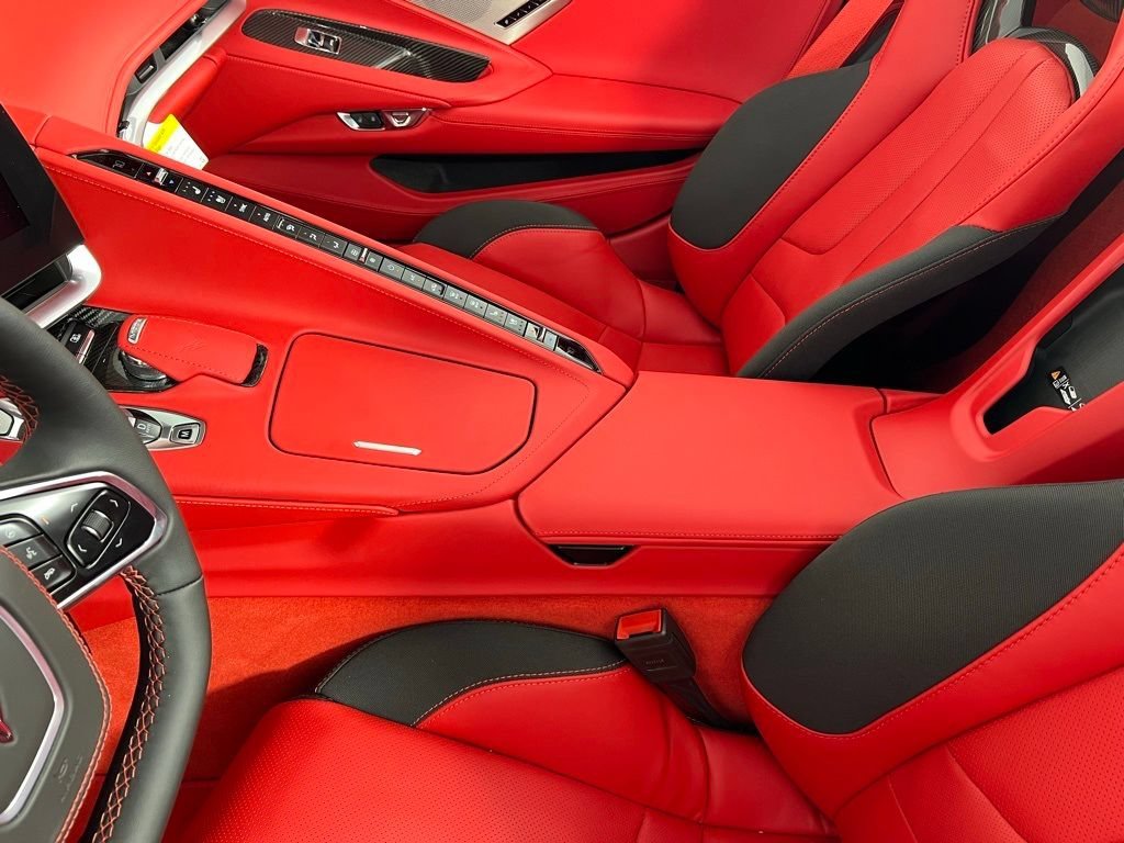 2025 Chevrolet Corvette 3LT - Photo 27