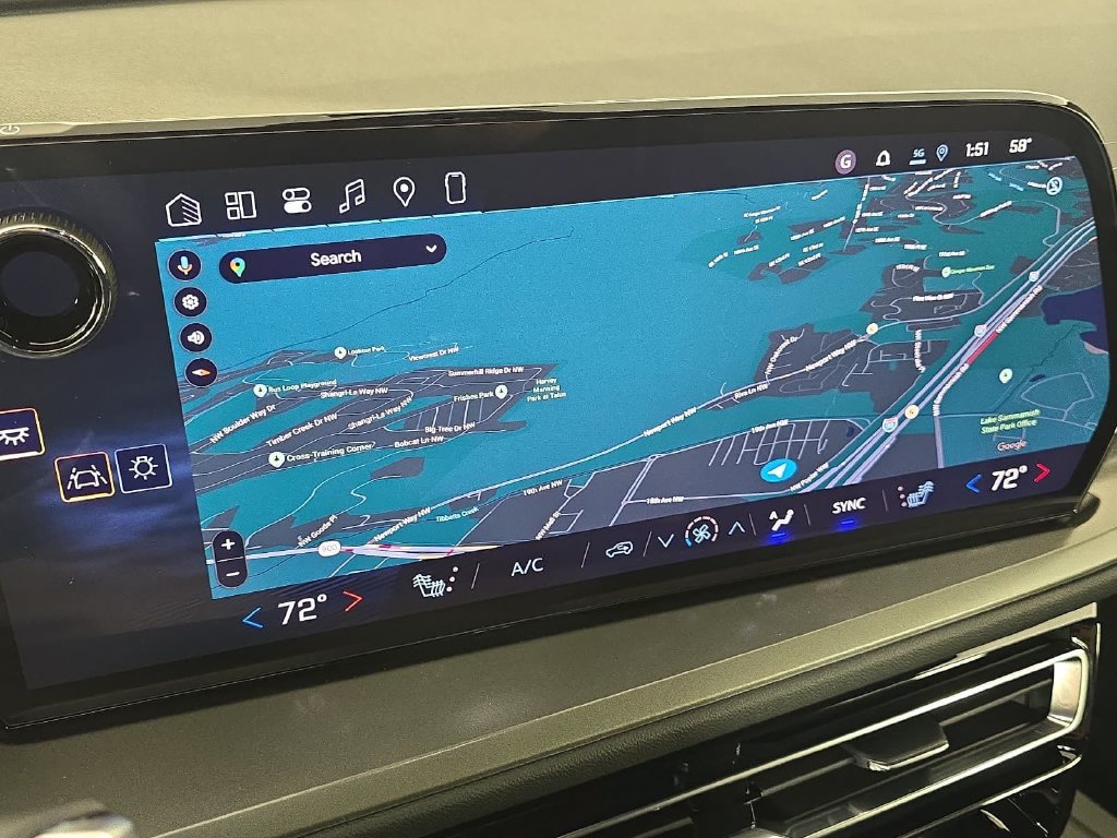 2027 Chevrolet Traverse LT - Photo 17