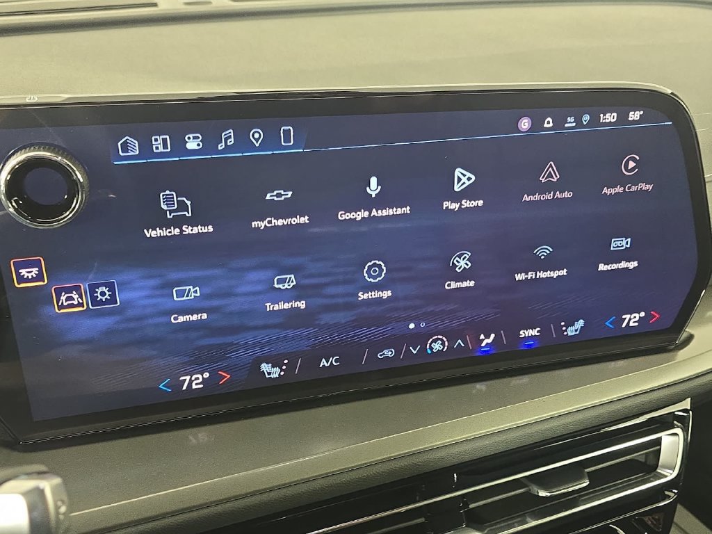 2027 Chevrolet Traverse LT - Photo 16