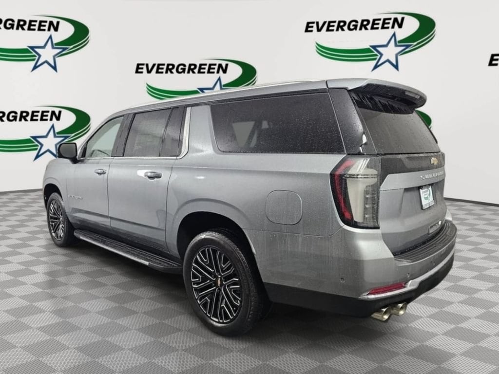 2026 Chevrolet Suburban Premier - Photo 7