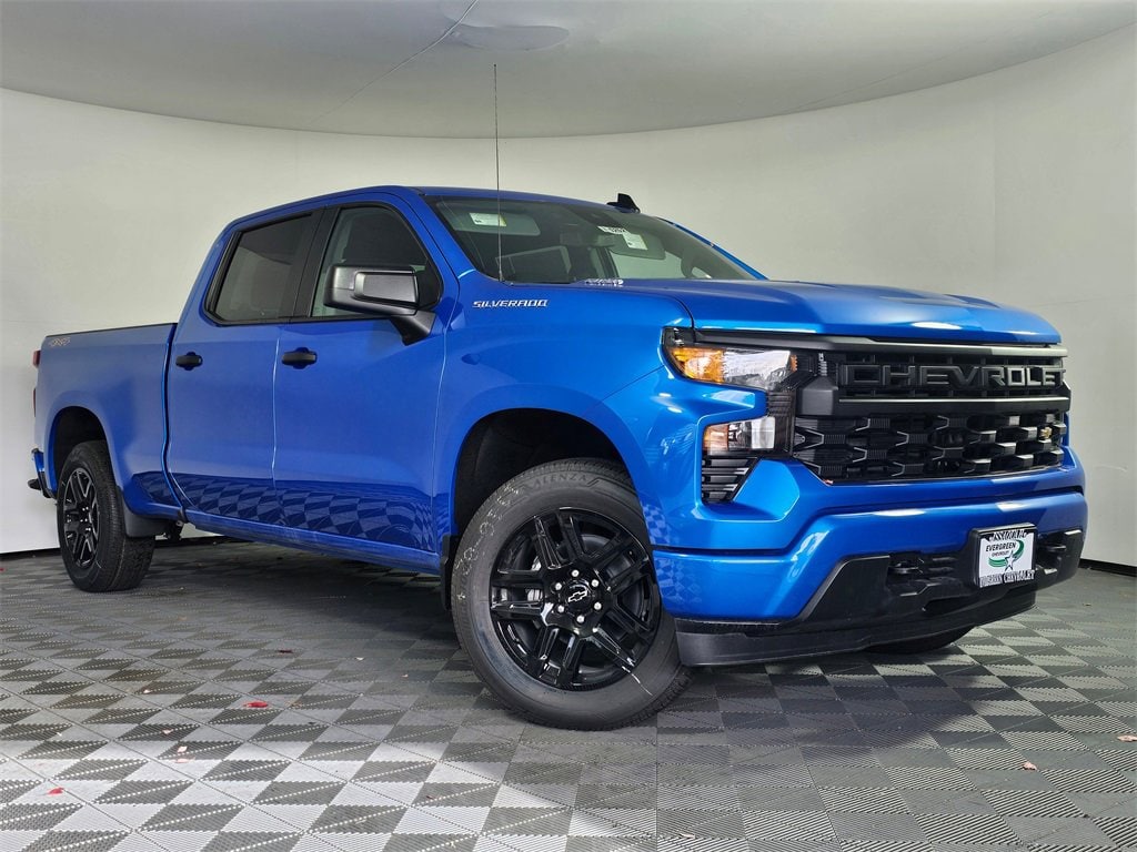 New 2025 Chevrolet Silverado 1500 Custom Truck