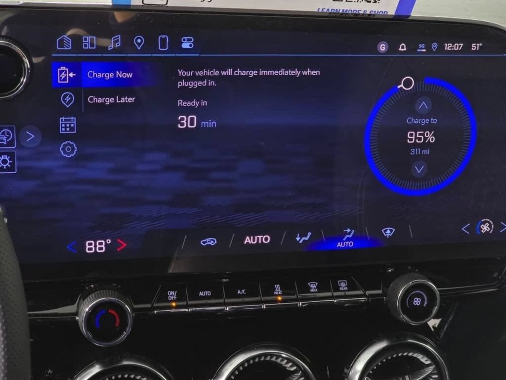 2025 Chevrolet Blazer EV LT - Photo 36