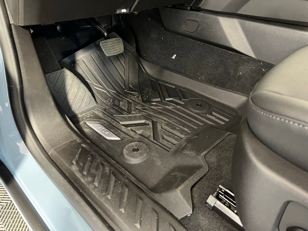 2025 Chevrolet Colorado LT - Photo 17