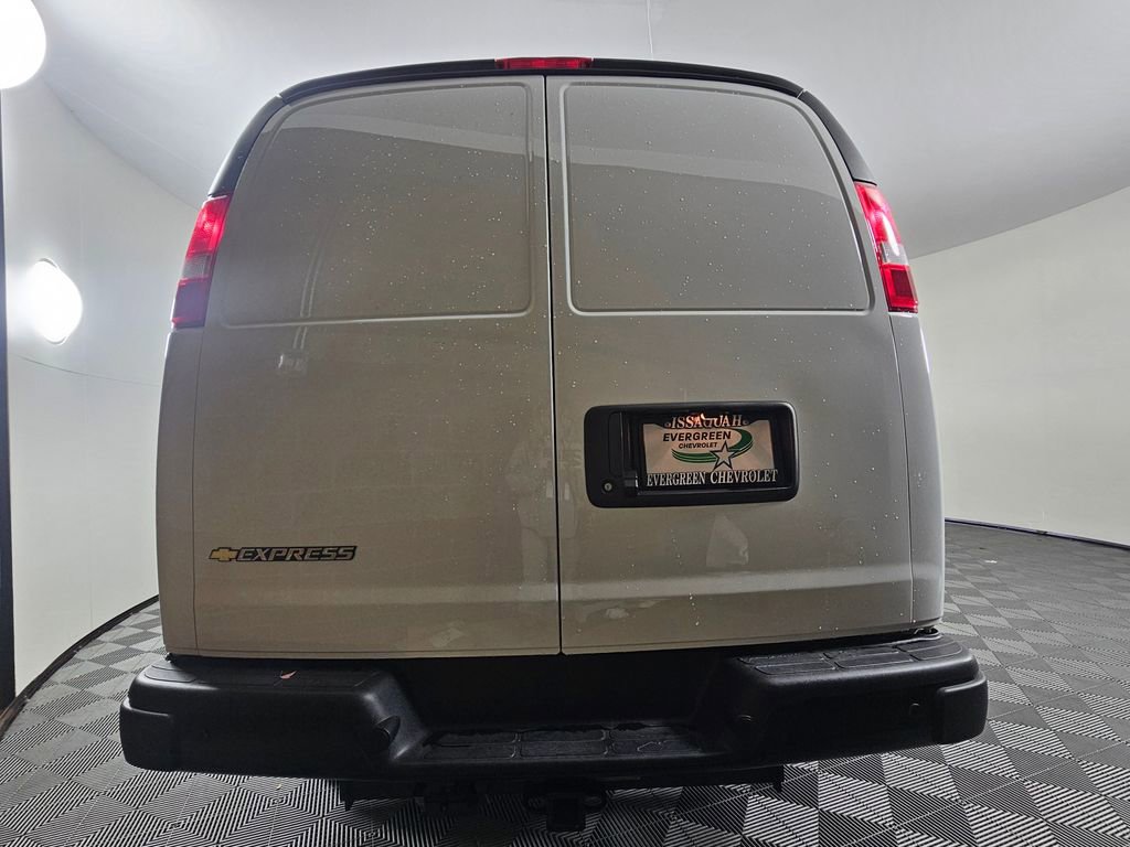 2025 Chevrolet Express Cargo Work Van - Photo 5