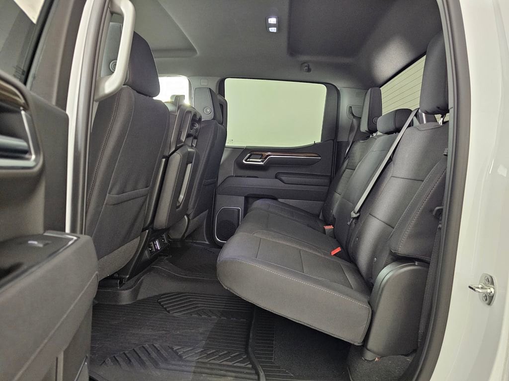 2025 Chevrolet Silverado 1500 LT - Photo 19