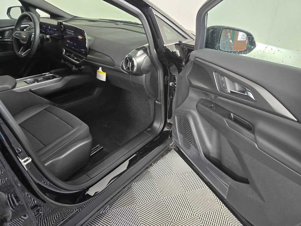 2026 Chevrolet Equinox EV 1LT - Photo 12