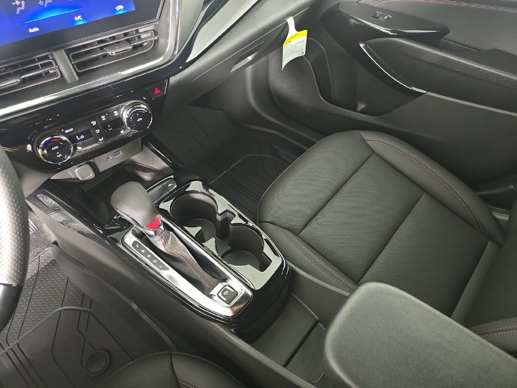 2026 Chevrolet Trax RS - Photo 21
