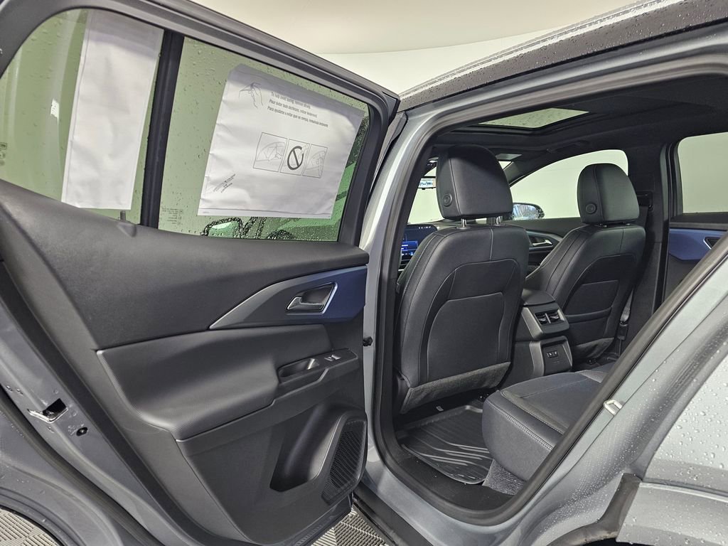 2026 Chevrolet Equinox EV 2LT - Photo 17