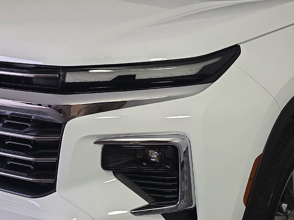 2027 Chevrolet Traverse LT - Photo 26