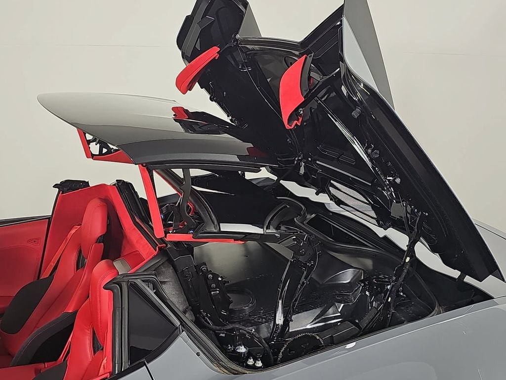 2025 Chevrolet Corvette 3LT - Photo 25