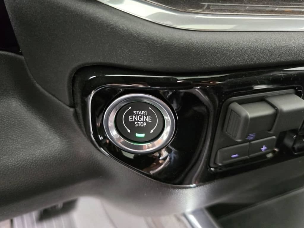 2026 Chevrolet Silverado 1500 LTZ - Photo 30