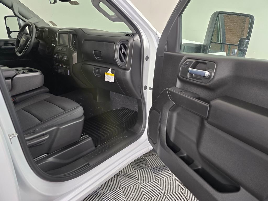 2026 Chevrolet Silverado 2500 HD Custom - Photo 12