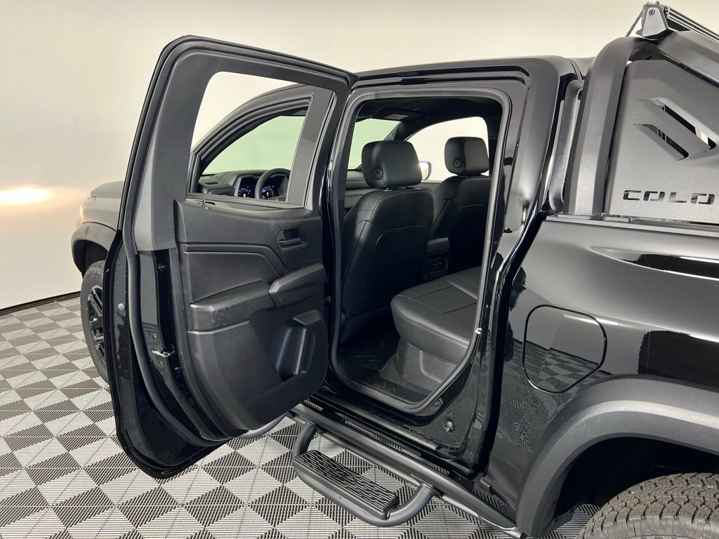 2025 Chevrolet Colorado Trail Boss - Photo 28
