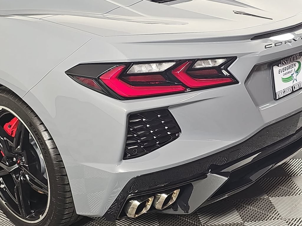 2025 Chevrolet Corvette 3LT - Photo 28