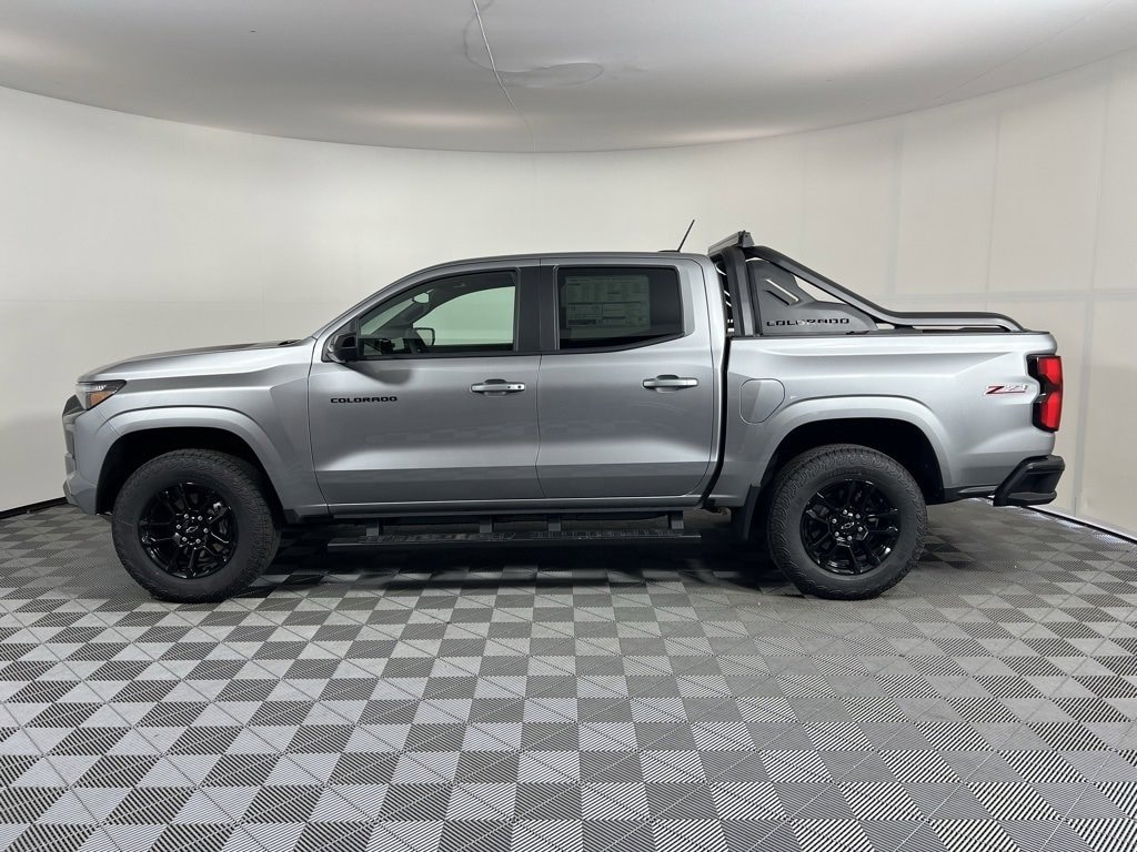 New 2025 Chevrolet Colorado Z71 Truck