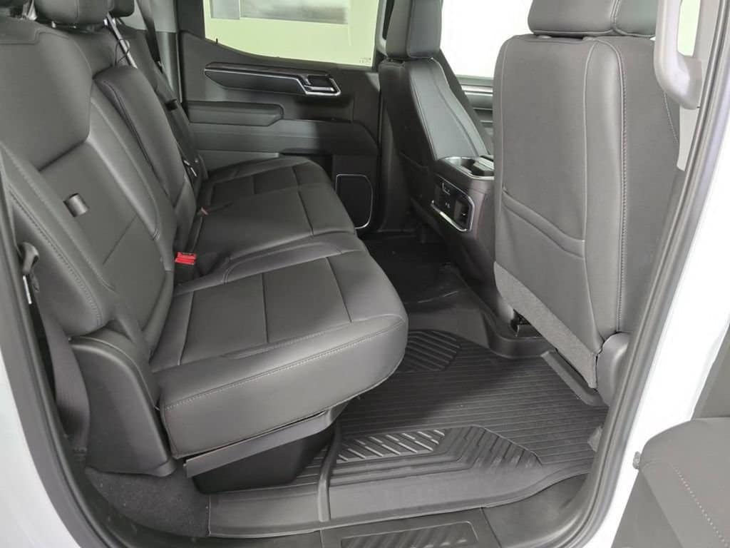 2026 Chevrolet Silverado 1500 LTZ - Photo 14