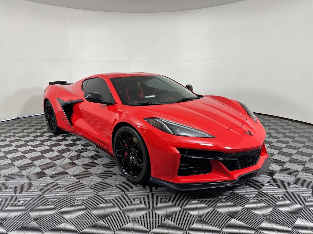 Used 2023 Chevrolet Corvette 2LZ with VIN 1G1YE2D30P5603573 for sale in Issaquah, WA