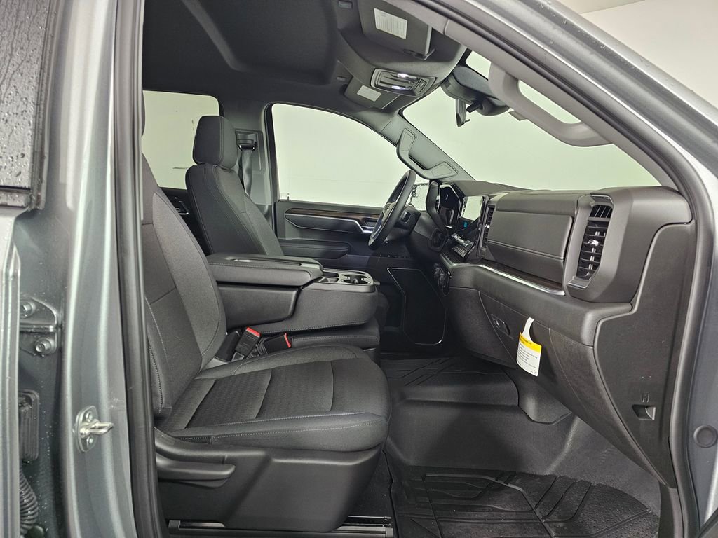 2025 Chevrolet Silverado 1500 RST - Photo 13