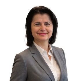 Staff member Natalya Patterson from ID_6a98de9c3a88
