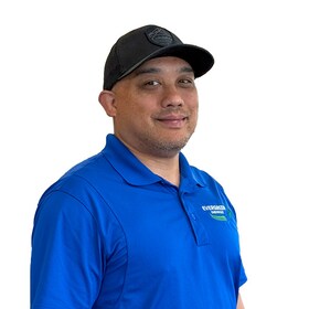 Staff member Eddy Rajavong from ID_f8e6d5eda8e0