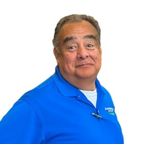 Staff member Ralph from ID_6a98de9c3a88