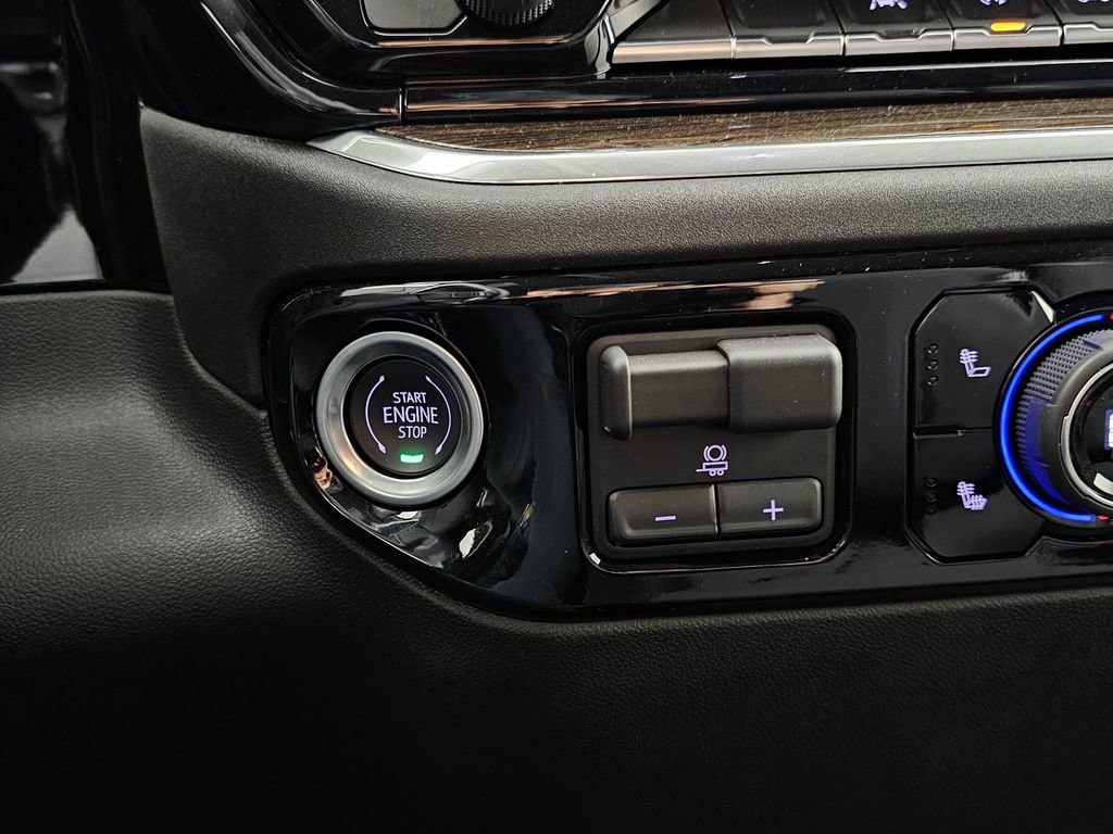 2025 Chevrolet Silverado 1500 LT - Photo 30